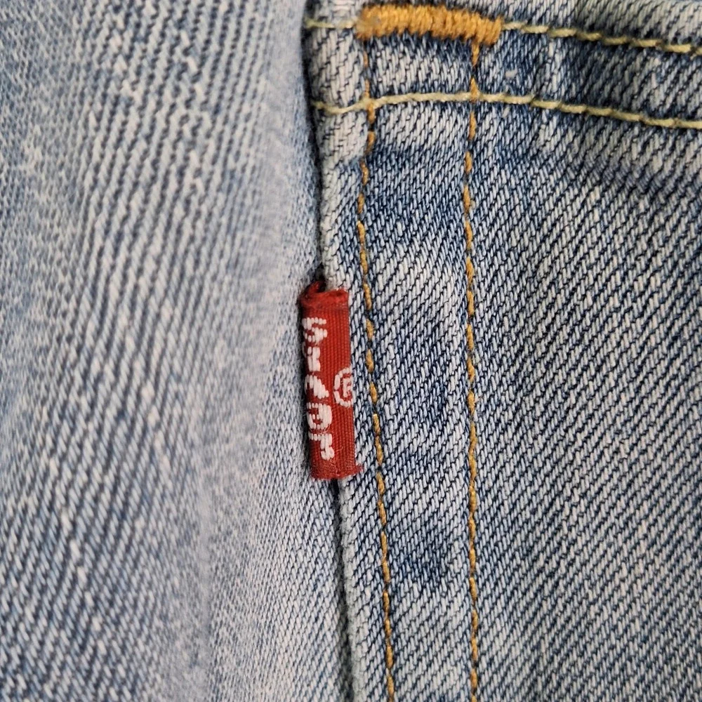 Levi Jeans Mens 36x34 (Fits 37x33) Light Wash 514 Straight Casual Streetwear